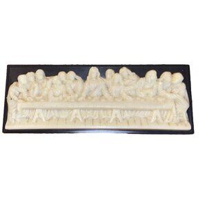 Vintage Small 6.5” Long Plastic Last Supper Wall Plaque Made Italy religious